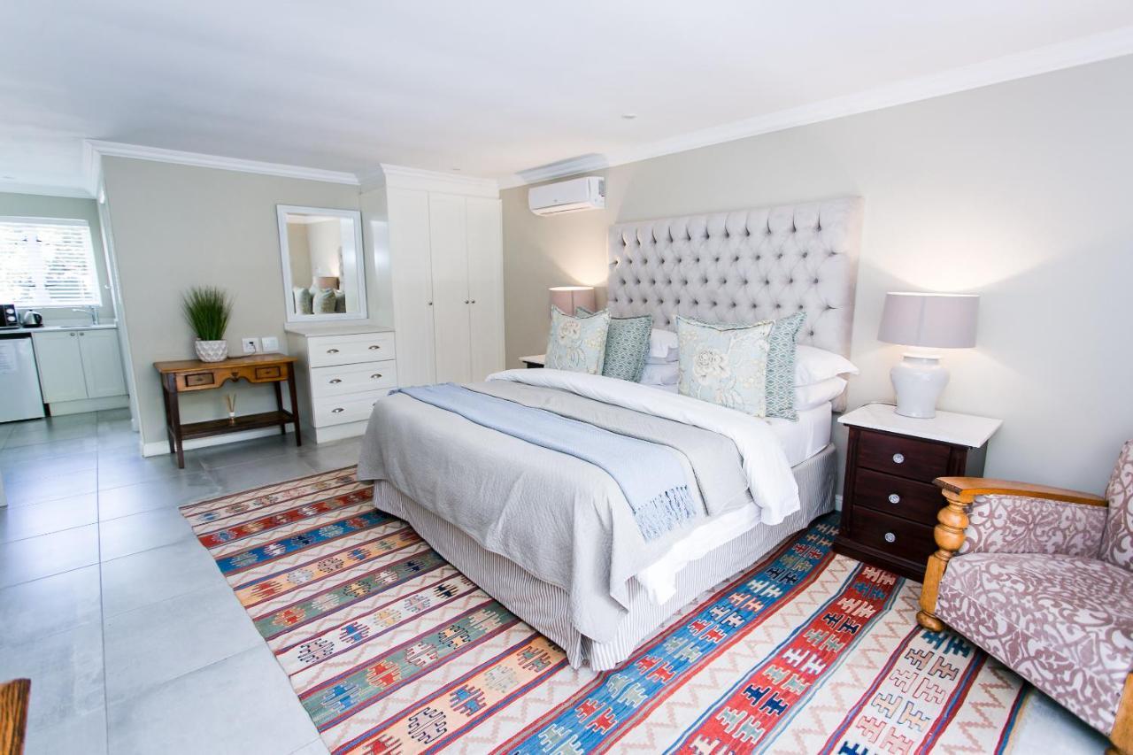 Burkleigh House Hotel Йоханесбург Екстериор снимка