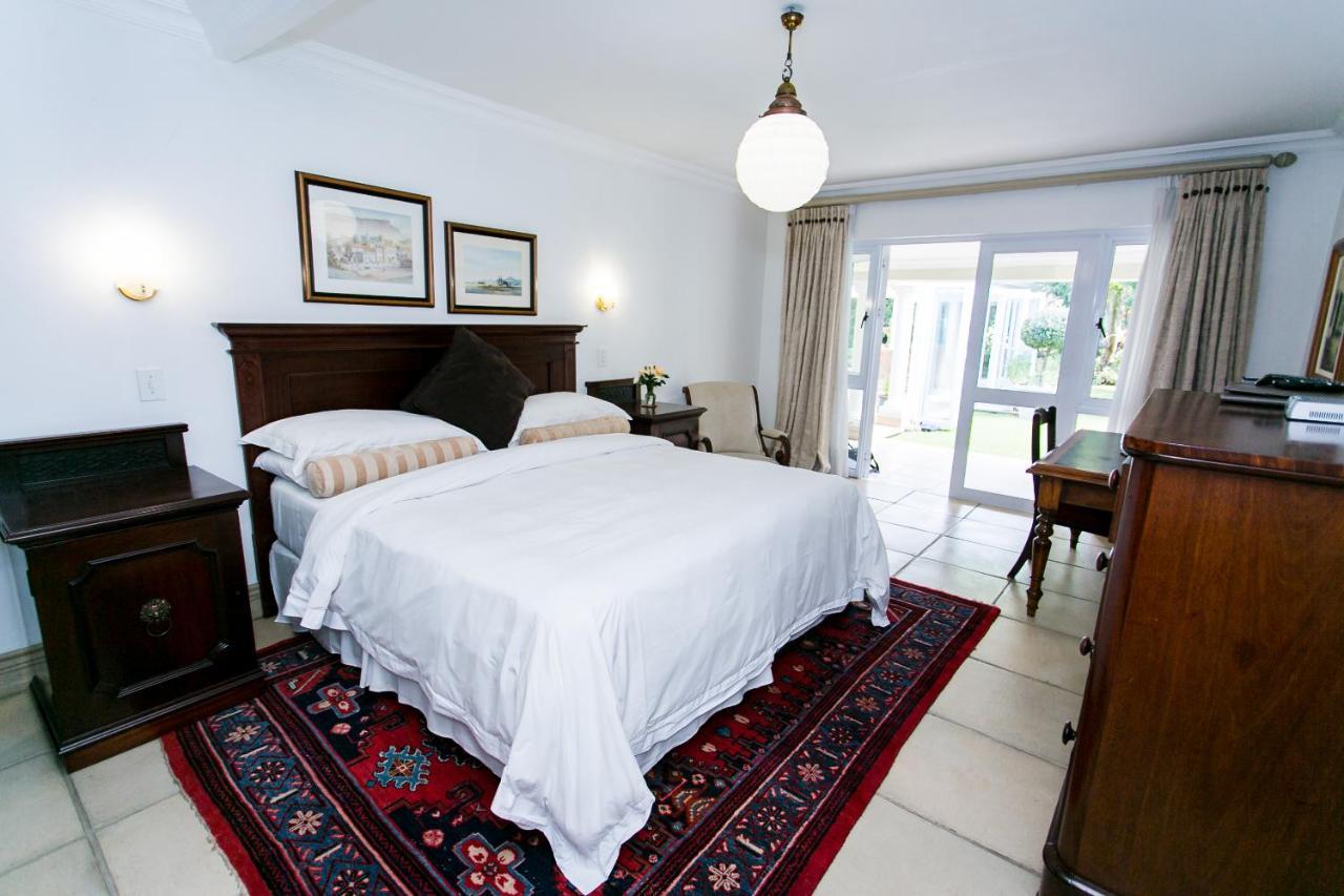 Burkleigh House Hotel Йоханесбург Екстериор снимка